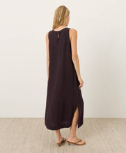 Load image into Gallery viewer, Women's Linen Easy Tank Dress Pact Small Yarn Dye Rich Plum