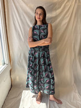 Load image into Gallery viewer, Suki Fleur Pant Maelu Designs