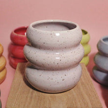 Load image into Gallery viewer, Curvy Cup Lai Ceramics Lilac