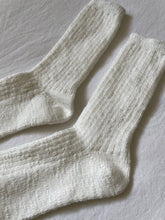 Load image into Gallery viewer, Cottage Socks - oatmeal Le Bon Shoppe