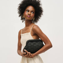 Load image into Gallery viewer, Annie Clutch Urban Expressions Black