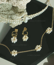 Load image into Gallery viewer, Fiores Choker Necklace KOZAKH