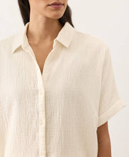 Load image into Gallery viewer, Women's Coastal Double Gauze Relaxed Shirt Pact Cream Small