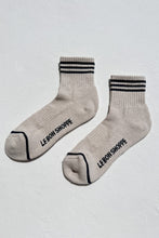 Load image into Gallery viewer, GIRLFRIEND SOCKS - Oatmeal Le Bon Shoppe
