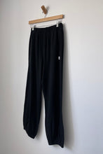 Load image into Gallery viewer, Balloon Pants - Black Le Bon Shoppe
