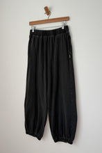 Load image into Gallery viewer, Balloon Pants - Almost Black Le Bon Shoppe