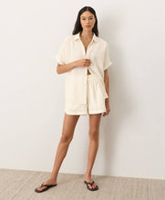 Load image into Gallery viewer, Women's Coastal Double Gauze Relaxed Shirt Pact Cream Large