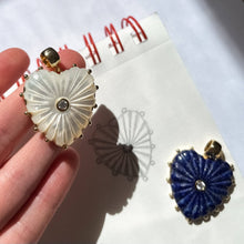Load image into Gallery viewer, Malene Mother Of Pearl Paperclip Necklace THATCH