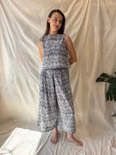 Load image into Gallery viewer, Lumae Fleur Pant Maelu Designs 
