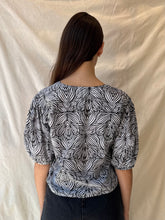 Load image into Gallery viewer, Lumae Matisse Blouse Maelu Designs 
