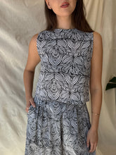 Load image into Gallery viewer, Lumae Crop Top Maelu Designs 
