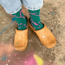 Load image into Gallery viewer, Crew Socks - Drape in Emerald &amp; Neon Pink Jenny Pennywood 
