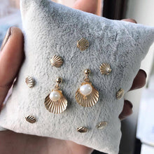 Load image into Gallery viewer, Belle Earrings KOZAKH 
