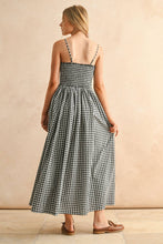 Load image into Gallery viewer, D5019 GINGHAM PRINT LONG DRESS MIOU MUSE S BLACK/WHITE 
