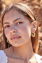 Load image into Gallery viewer, Medium Ridge Hoop Earrings - Brass Ladha 
