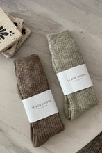 Load image into Gallery viewer, Cottage Socks - oatmeal Le Bon Shoppe 
