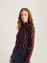 Load image into Gallery viewer, Psicodelic stripes all over turtleneck  top
