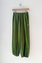 Load image into Gallery viewer, Balloon Pants - Collard Le Bon Shoppe 
