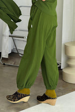 Load image into Gallery viewer, Balloon Pants - Collard Le Bon Shoppe 
