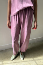 Load image into Gallery viewer, Balloon Pants - Dusty Lilac Le Bon Shoppe 
