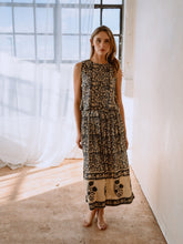 Load image into Gallery viewer, Delia Fleur Pant Maelu Designs 
