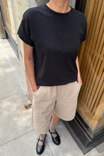 Load image into Gallery viewer, EASE TEE - TRUE BLACK Le Bon Shoppe 
