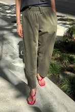 Load image into Gallery viewer, Gardener's Pants - Army Green Le Bon Shoppe 
