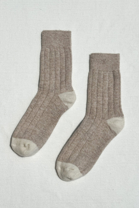 CLASSIC CASHMERE SOCKS - FAWN Le Bon Shoppe 