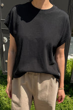 Load image into Gallery viewer, Jeanne Tee - Black Le Bon Shoppe 
