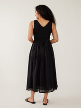 Load image into Gallery viewer, Lily V-Neck Sleeveless Dress Black Mata Traders 
