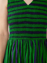 Load image into Gallery viewer, Lily V-Neck Sleeveless Dress Emerald Mata Traders 
