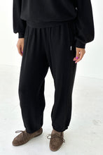 Load image into Gallery viewer, Pointelle Balloon Pants - Black Le Bon Shoppe 
