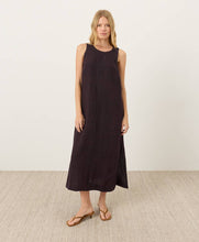 Load image into Gallery viewer, Women's Linen Easy Tank Dress Pact Extra Small Yarn Dye Rich Plum 
