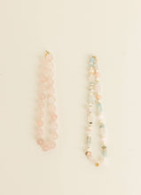 Load image into Gallery viewer, Ray - Beachy Chunky Beaded Necklace Land of Palms 
