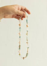 Load image into Gallery viewer, Ray - Beachy Chunky Beaded Necklace Land of Palms 
