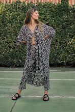 Load image into Gallery viewer, Long Kimono - Fall Maelu Designs 
